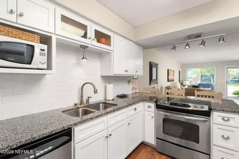 107 Rio Del Mar St #B, Saint Augustine Beach, FL 32080 photo 10