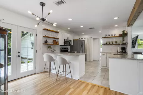Kitchen - 6460 Old Dixie Dr, Saint Augustine, FL 32095 photo 5 of 5