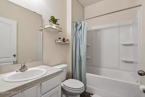 Bath - 75588 Bridgewater Dr, Yulee, FL 32097 photo 1 of 6