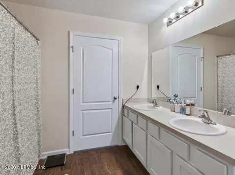 Bath - 75588 Bridgewater Dr, Yulee, FL 32097 photo 3 of 6