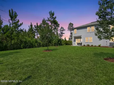 Exterior - 75588 Bridgewater Dr, Yulee, FL 32097 photo 4 of 7