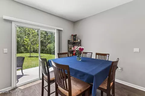 Dining - 75588 Bridgewater Dr, Yulee, FL 32097 photo 2 of 2