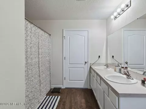 Bath - 75588 Bridgewater Dr, Yulee, FL 32097 photo 4 of 6
