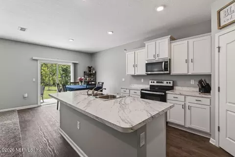 Kitchen - 75588 Bridgewater Dr, Yulee, FL 32097 photo 1 of 4