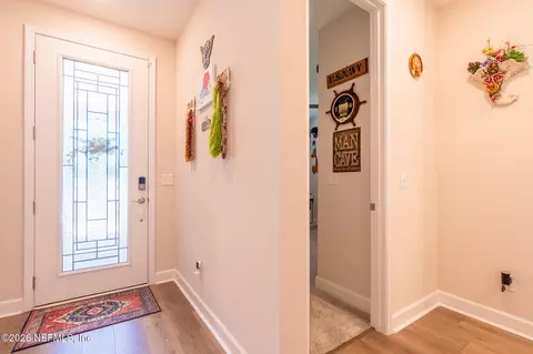 Entry Way - 595 Elm Creek Dr, Saint Augustine, FL 32092 photo 6 of 7