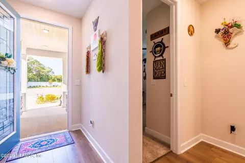 Entry Way - 595 Elm Creek Dr, Saint Augustine, FL 32092 photo 3 of 7