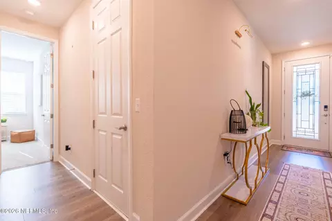 Entry Way - 595 Elm Creek Dr, Saint Augustine, FL 32092 photo 5 of 7