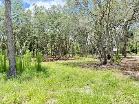 438 Chamberlain Rd, Satsuma, FL 32189