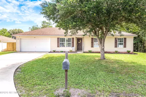 Exterior - 431 Thomas Ct, Macclenny, FL 32063 photo 2 of 6