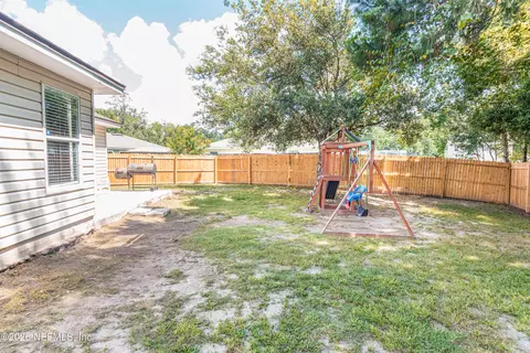 Exterior - 431 Thomas Ct, Macclenny, FL 32063 photo 6 of 6