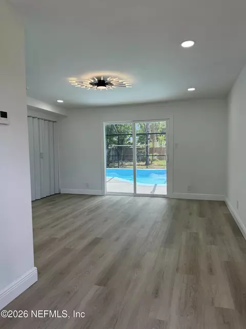 2319 Townsend Blvd, Jacksonville, FL 32211