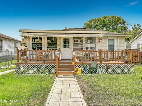 Exterior - 271 E 48th St, Jacksonville, FL 32208 photo 2 of 4