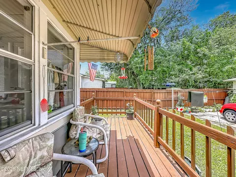 Exterior - 271 E 48th St, Jacksonville, FL 32208 photo 3 of 4