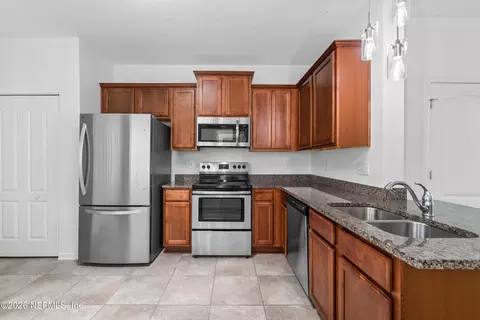 Kitchen - 446 Servia Dr, Saint Johns, FL 32259 photo 1 of 4