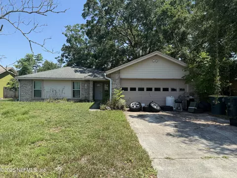 3821 Olympic Ln, Jacksonville, FL 32223