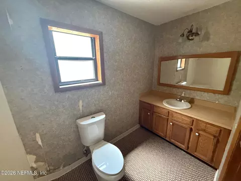 Bath - 4883 Gopher Cir, Middleburg, FL 32068 photo 2 of 2
