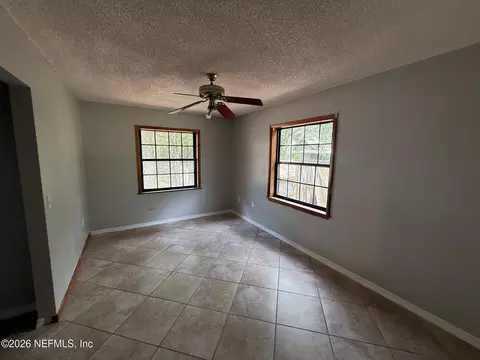 Living - 4883 Gopher Cir, Middleburg, FL 32068 photo 4 of 4
