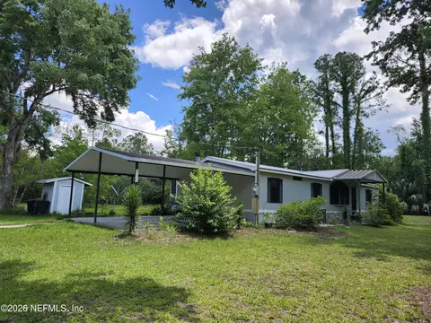 132 Palmetto Point Ln, San Mateo, FL 32187