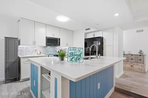 201 25th Ave #N11, Jacksonville Beach, FL 32250
