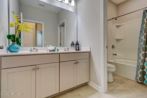 Bath - 530 Pine Bluff Dr, Saint Augustine, FL 32092 photo 1 of 3