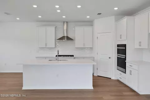 Kitchen - 167 Lake Frances Dr, Saint Augustine, FL 32092 photo 4 of 4