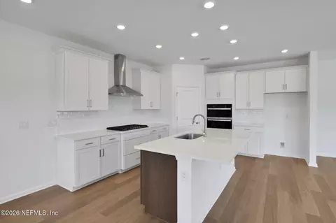 Kitchen - 167 Lake Frances Dr, Saint Augustine, FL 32092 photo 2 of 4