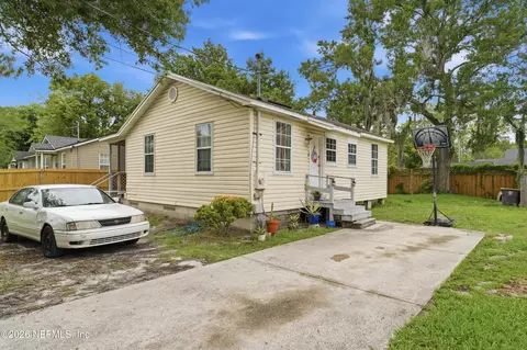 4815 Louisa Ter, Jacksonville, FL 32205