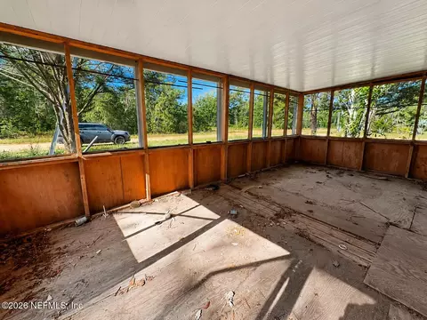 602 Junior Lake Dr, Interlachen, FL 32148 photo 8