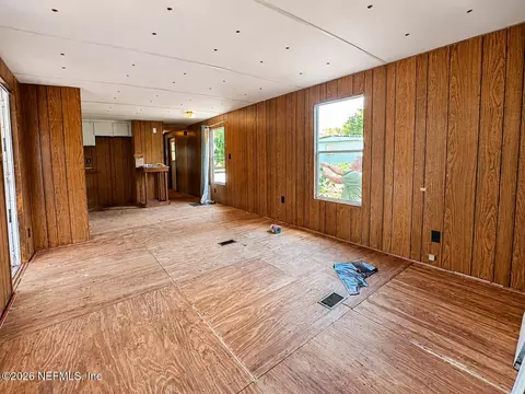 602 Junior Lake Dr, Interlachen, FL 32148 photo 13