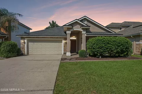 980 Steeplechase Ln, Orange Park, FL 32065