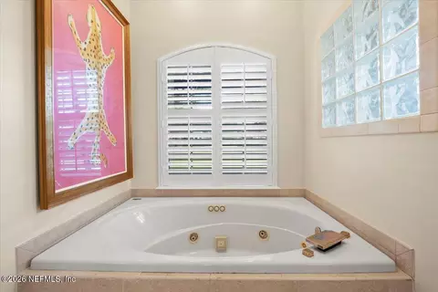 Bath - 2781 Oakgrove Ave, Saint Augustine, FL 32092 photo 3 of 7