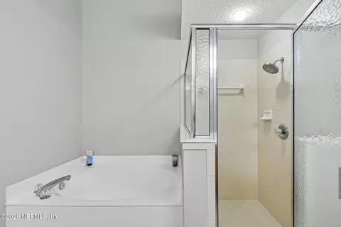 Bath - 2839 Sheephead Ct, Saint Augustine, FL 32092 photo 2 of 4
