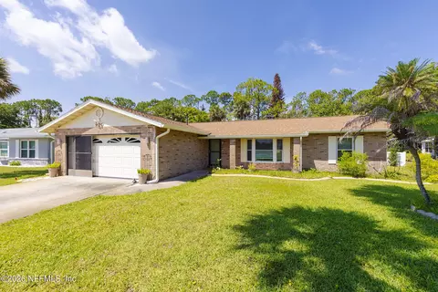 220 Yorktowne Dr, Daytona Beach, FL 32119