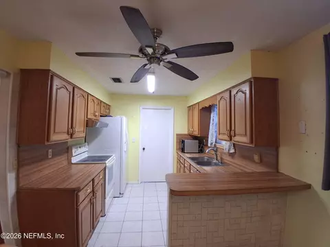 Kitchen - 320 Lobelia Rd, Saint Augustine, FL 32086 photo 1 of 5