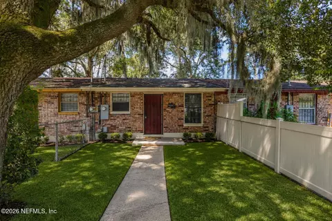 4417 Ken Knight Dr N, Jacksonville, FL 32209