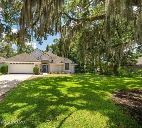 1581 Stonebriar Rd, Green Cove Springs, FL 32043