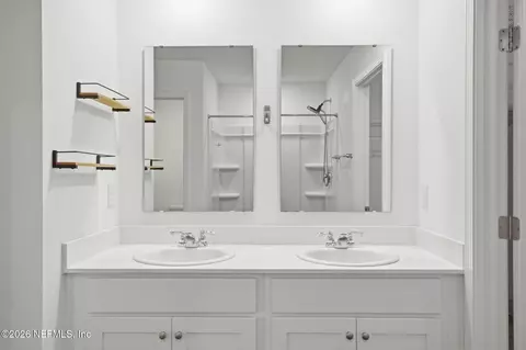Bath - 5 Caddy Ct, Bunnell, FL 32110 photo 2 of 5