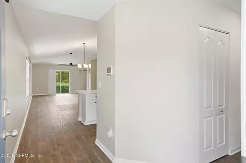 Entry Way - 5 Caddy Ct, Bunnell, FL 32110 photo 2 of 4
