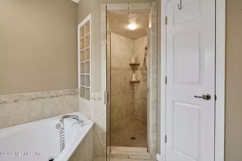 Bath - 3920 E Glendale Ct, Saint Johns, FL 32259 photo 7 of 10
