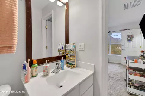 Bath - 3920 E Glendale Ct, Saint Johns, FL 32259 photo 6 of 10