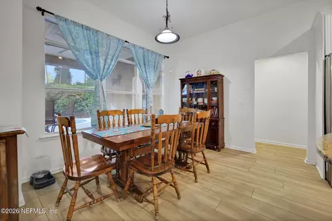 Dining - 3920 E Glendale Ct, Saint Johns, FL 32259 photo 2 of 4