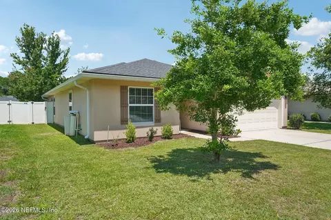 Exterior - 96398 Commodore Point Dr, Yulee, FL 32097 photo 3 of 13