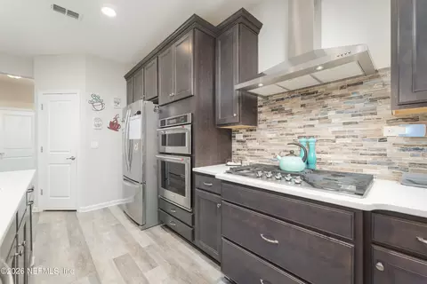 Kitchen - 607 Willow Lake Dr, Saint Augustine, FL 32092 photo 4 of 4