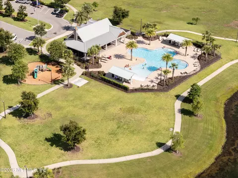Exterior - 607 Willow Lake Dr, Saint Augustine, FL 32092 photo 9 of 11
