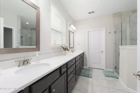 Entry Way - 607 Willow Lake Dr, Saint Augustine, FL 32092 photo 1 of 3
