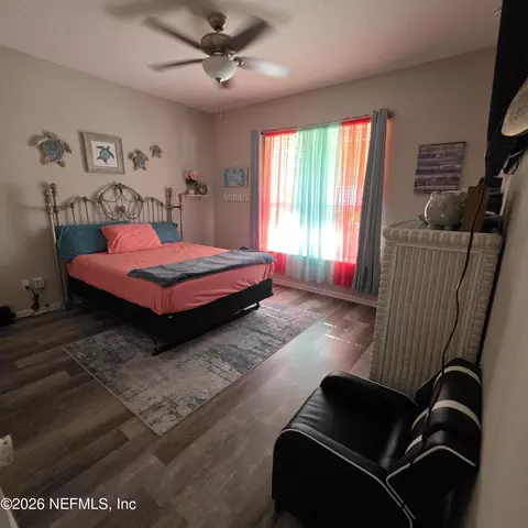 Bedroom - 607 Willow Lake Dr, Saint Augustine, FL 32092 photo 4 of 7