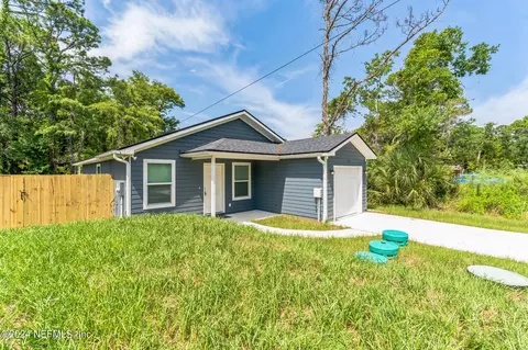 908 W 9th St, Saint Augustine, FL 32084