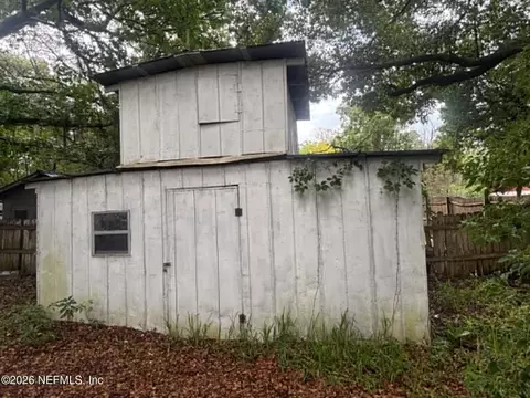 Other - 634 N Cherry St, Starke, FL 32091 photo 5 of 10