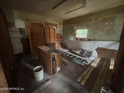 Other - 634 N Cherry St, Starke, FL 32091 photo 7 of 10