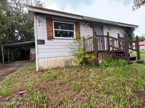 634 N Cherry St, Starke, FL 32091